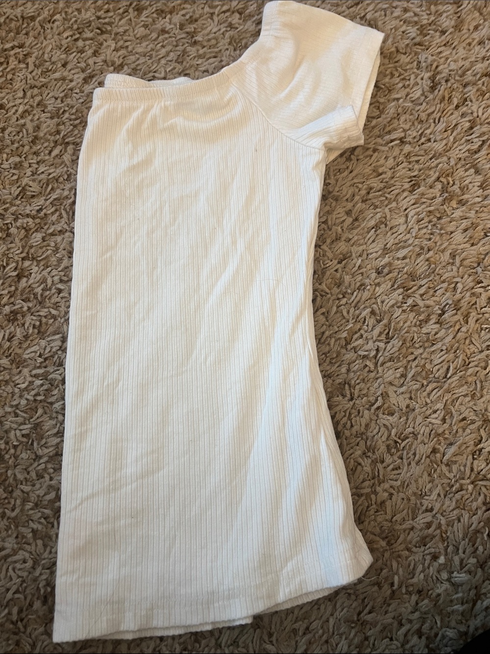 SHEIN White Ribbed Off-Shoulder Crop Top with Flutter Sleeves - Picture 2 of 3